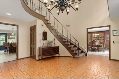2 Lancers Lane, Lincoln, RI 02865 - Photo 5