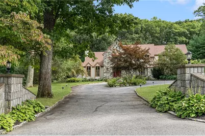 2 Lancers Lane, Lincoln, RI 02865 - Photo 3