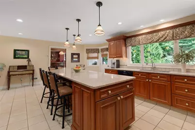 2 Lancers Lane, Lincoln, RI 02865 - Photo 9