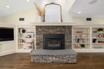 543 Woonsocket Hill Road, North Smithfield, RI 02896 - Photo 21
