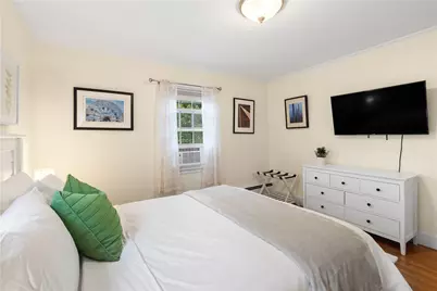8 Wheeler Avenue, Bristol, RI 02809 - Photo 15