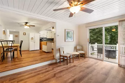 8 Wheeler Avenue, Bristol, RI 02809 - Photo 11