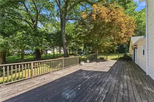33 Old Oak Dr, Warwick, RI 02886 - Photo 5
