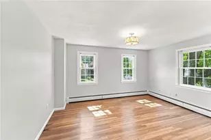 33 Old Oak Dr, Warwick, RI 02886 - Photo 25