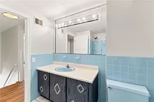 33 Old Oak Dr, Warwick, RI 02886 - Photo 31