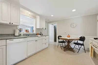 166 Puritan Drive, Warwick, RI 02888 - Photo 9