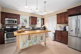 113 11th St, Providence, RI 02906 - Photo 9