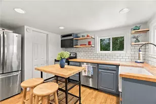 7 White Pine Dr, Cumberland, RI 02864 - Photo 9