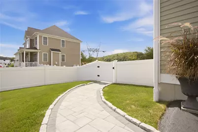 459 Louise Street, Woonsocket, RI 02895 - Photo 5
