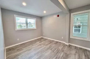 527 Charles St, Providence, RI 02904 - Photo 3