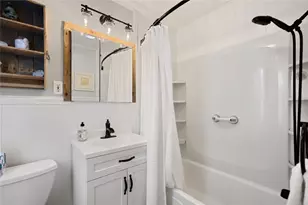45 Cedar Ave, Portsmouth, RI 02871 - Photo 21