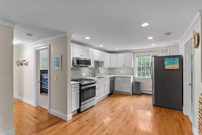 17 Bank Street #B, Warwick, RI 02888 - Photo 7