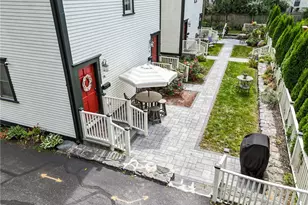 17 Bank St, Warwick, RI 02888 - Photo 39
