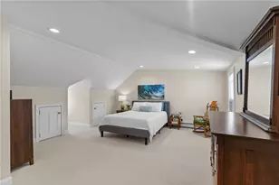 17 Bank St, Warwick, RI 02888 - Photo 17