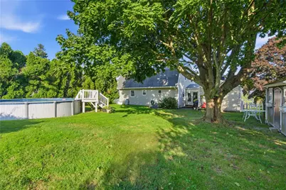11 Linda Avenue, Portsmouth, RI 02871 - Photo 5