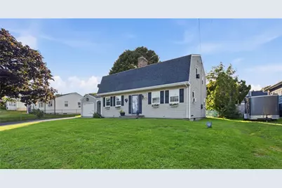 11 Linda Avenue, Portsmouth, RI 02871 - Photo 3
