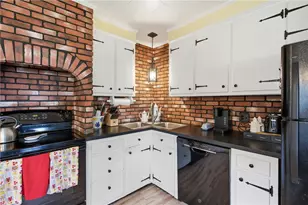 11 Linda Ave, Portsmouth, RI 02871 - Photo 17