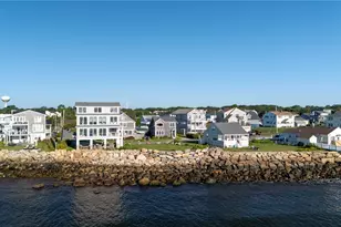 29 Glenwood Ave, Narragansett, RI 02882 - Photo 3