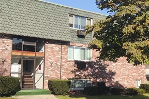 2194 Warwick Ave, Warwick, RI 02889 - Photo 1