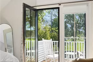 118 Howland Ave, Middletown, RI 02842 - Photo 17