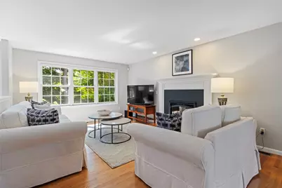 38 Lindsay Lane, Cranston, RI 02921 - Photo 11