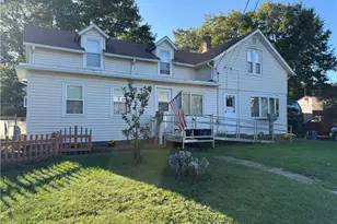 8 Pike St, South Kingstown, RI 02879 - Photo 1