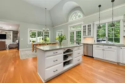 26 Thayer Avenue, Narragansett, RI 02882 - Photo 13