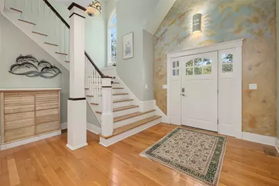 26 Thayer Avenue, Narragansett, RI 02882 - Photo 5