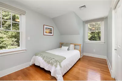 26 Thayer Avenue, Narragansett, RI 02882 - Photo 21