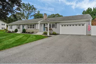 39 Rolling Acres Drive, Cumberland, RI 02864 - Photo 3