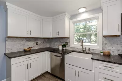 116 Heritage Road, North Kingstown, RI 02852 - Photo 7