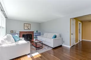 116 Heritage Rd, North Kingstown, RI 02852 - Photo 3
