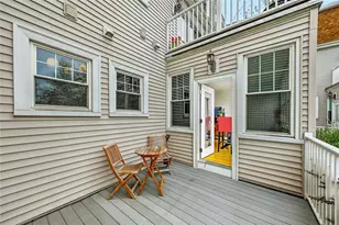 8 Slocum St, Providence, RI 02909 - Photo 33