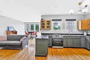 8 Slocum St, Providence, RI 02909 - Photo 9
