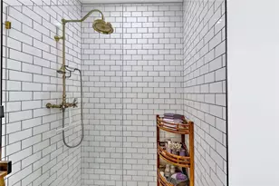 8 Slocum St, Providence, RI 02909 - Photo 27