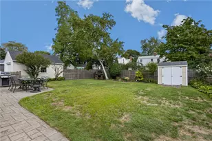 36 Becker Ave, East Providence, RI 02915 - Photo 29