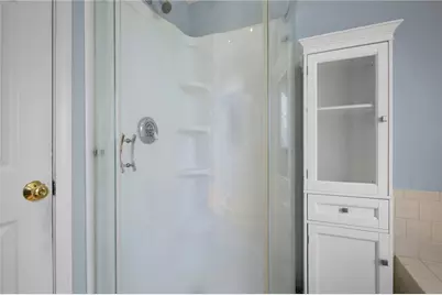 36 Becker Avenue, East Providence, RI 02915 - Photo 15