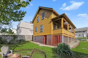 14 Webb St, Pawtucket, RI 02860 - Photo 29