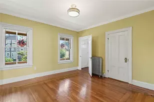 14 Webb St, Pawtucket, RI 02860 - Photo 11