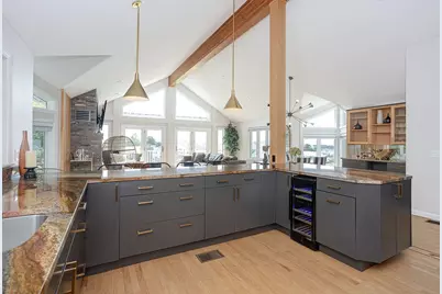 16 Larch Avenue, Narragansett, RI 02882 - Photo 13