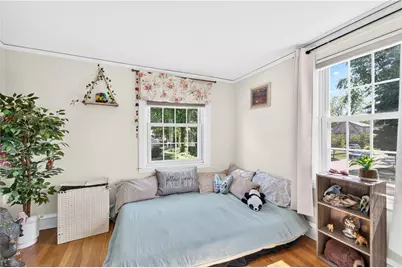 87 Miller Avenue, East Providence, RI 02916 - Photo 19
