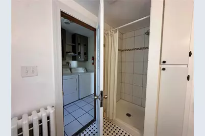 26 Calvert Street, Newport, RI 02840 - Photo 11