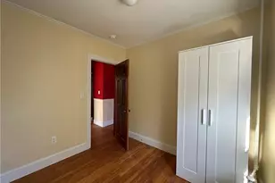 26 Calvert St, Newport, RI 02840 - Photo 13