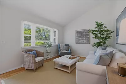 117 Canonchet Drive, Portsmouth, RI 02871 - Photo 7