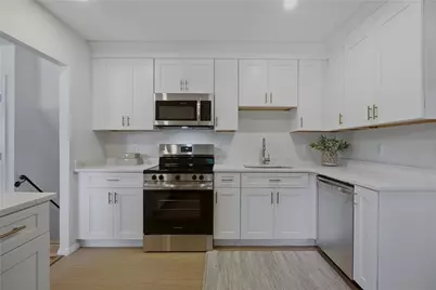 117 Canonchet Drive, Portsmouth, RI 02871 - Photo 3
