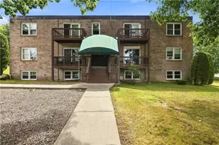 5 Apple Valley Pkwy, Smithfield, RI 02828 - Photo 1