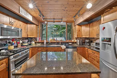 42 Seabreeze Drive, North Kingstown, RI 02852 - Photo 9