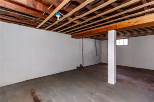 41 Wellesley Ave, North Providence, RI 02911 - Photo 37
