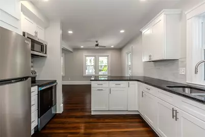 41 Wellesley Avenue, North Providence, RI 02911 - Photo 15
