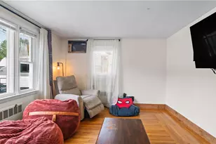 38 Fairfield Ct, Warwick, RI 02889 - Photo 5